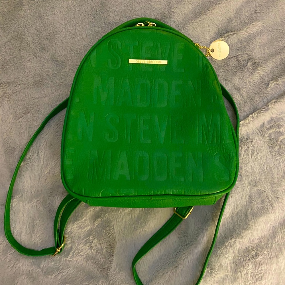 🦋 2 for 20 🦋 Green Steve Madden Backpack
